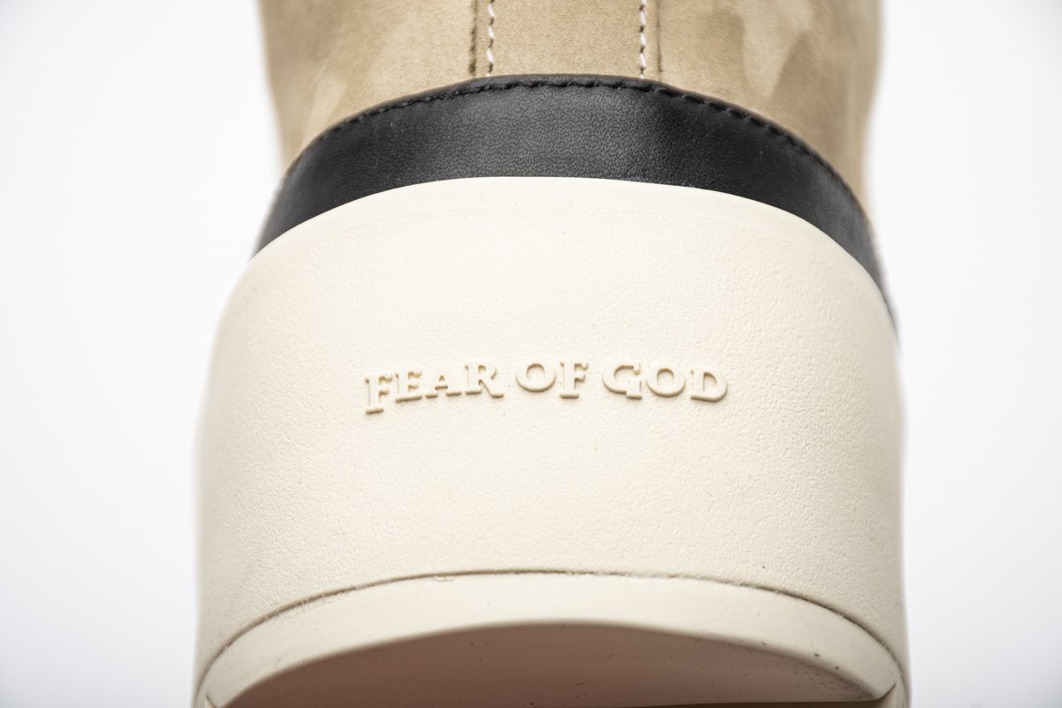 6S19-7015-NUC-304 Fear Of God 6TH Collection Hiker Olive Nubuck - Image 5
